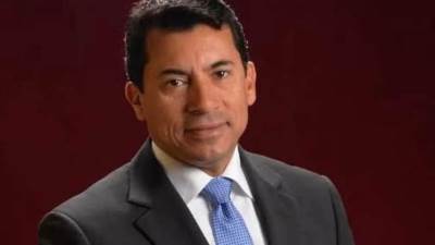 وزير الرياضة يطمئن على بعثة النادى الأهلى بالإمارات