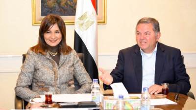 وزيرا قطاع الأعمال والهجرة يبحثان الاستعداد للنسخة السادسة من مؤتمر "مصر تستطيع"