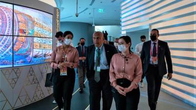 الجناح المصري يشهد زيارات رسمية رفيعة المستوى..ويستضيف فعاليات منتدى الأعمال المصري الإماراتي