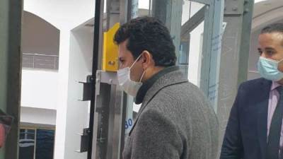 وزير الشباب والرياضة يتفقد فرع نادى النادي بشيراتون