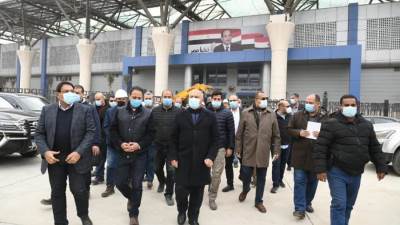 وزير النقل يتابع التجهيزات النهائية لمحطات القطار الكهربائى الخفيفLRT ومراحل التشغيل 