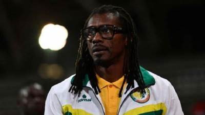 مدرب السنغال: سنحاول الحد من خطورة محمد صلاح