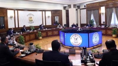 مدبولي يُشدد على الالتزام بالتوقيتات المحددة للانتهاء من الأعمال تنفيذاً لتكليفات الرئيس