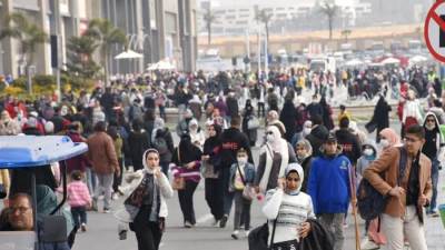 294 ألف زائر لمعرض القاهرة الدولى للكتاب 53 فى يومه الحادي عشر