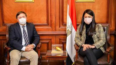 "المشاط" تجتمع مع أنطونيو فيجيلانتي بشأن مساهمة الأمم المتحدة لمبادرة "حياة كريمة"