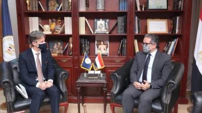 وزير السياحة يلتقي الممثل المقيم للبرنامج الإنمائي للأمم المتحدة في مصر