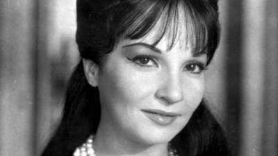 في ذكرى ميلاد "دلوعة السينما".. ما الذي دفع الفنانة شادية على الإعتزال؟