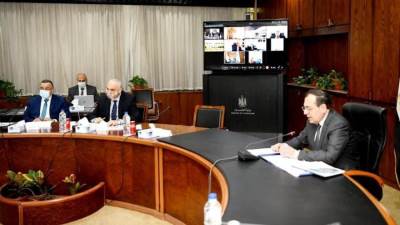 وزارة البترول: اعتماد الموازنة التخطيطية للشركة المصرية القابضة للبتروكيماويات