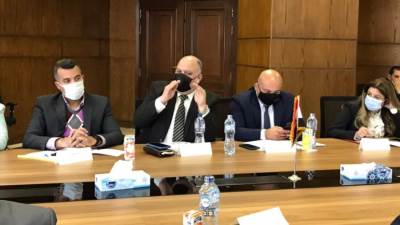 "بمشاركة البنك المركزي"اللجنة العامة لمبادرة توطين بأتحاد الغرف التجارية تعقد الإجتماع الثاني