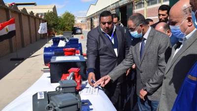 حرص الدولة على دعم الصناعات الوطنية.. والتوسع فى إنشاء المصانع