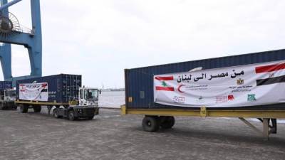 بتوجيهات من الرئيس.. سفينة مساعدات مصرية تغادر ميناء دمياط للأشقاء في لبنان