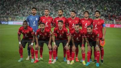 موسيماني يعلن تشكيل النادي الأهلي لمواجهة الهلال السعودي