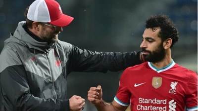 يورجن كلوب عن تجديد عقد صلاح: "إنظروا لميسي ورونالدو"