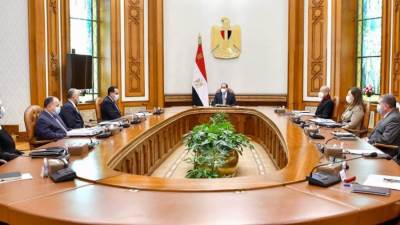 الرئيس السيسي يتابع خطة الحكومة لبرنامج الطروحات للشركات المملوكة للدولة
