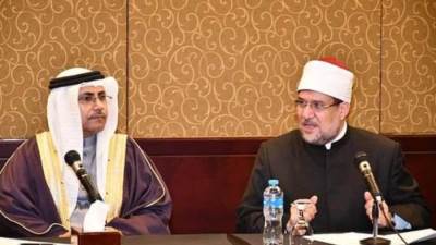 وزير الأوقاف يؤكد تبادل الخبرات في مجال تنمية الوقف وحسن استثماره