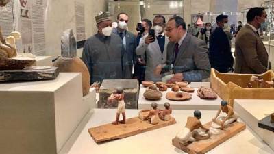 الأمين العام لمنظمة الأوبك يزور المتحف القومي للحضارة المصرية بالفسطاط