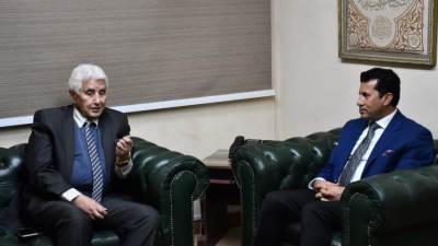 وزير الرياضة يجتمع مع رئيس اللجنة البارالمبية