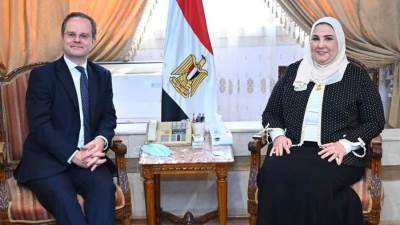 القباج تستقبل السفير البريطاني لتعزيز التعاون في تمكين التعاونيات الانتاجية