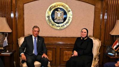 جامع تبحث مع وزير الزراعة بدولة أوروجواى سبل تطوير التعاون الاقتصادى