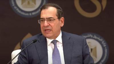 وزير البترول يلتقي مع مسئولي عدد من الشركات العالمية العاملة في مصر