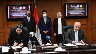 وزير الشباب يشهد بروتوكول مع مؤسسةIRead لإطلاق مبادرة "مصر بتجمع مليون كتاب"