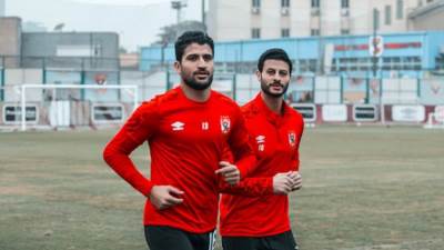 قبل مواجهة الأهلى الصعبة أمام الهلال.. «الشناوي» لـ«لطفي»: شد حيلك