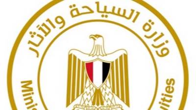 ما حقيقة طرح الحكومة ٥آلاف قطعة أثرية مصرية للبيع بأحد المزادات العلنية