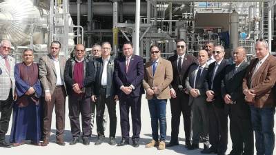 رئيس القابضة للكيماويات يستقبل وفدا من أعضاء لجنة الزراعة بمجلس النواب