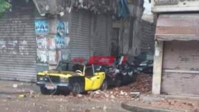 انهيار بلكونات بعض المنازل القديمة بالاسكندرية
