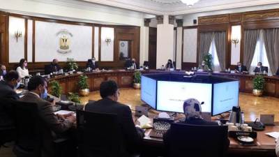 مدبولي يعقد اجتماعاً لاستعراض المسودة النهائية "للاستراتيجية الوطنية للتغيرات المناخية 2050"