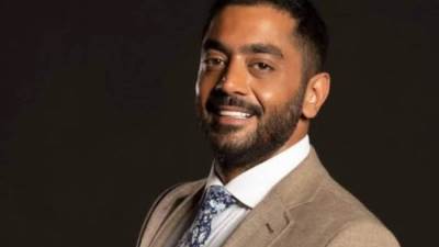 «أحمد فلوكس» يرد على تصريحات والده: «عايزين يطلعوني مجنون»