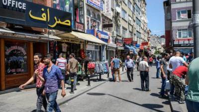 إهانات عنصرية لموظفين سوريين في بريطانيا 