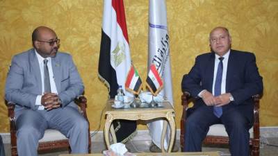 وزير النقل يستقبل نظيره السوداني لبحث التعاون المشترك بين البلدين