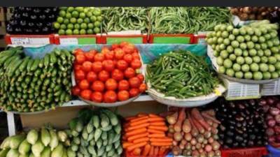 «سوق الخضار» اليوم: ارتفاع سعر «الخيار».. وثبات «البطاطس».. وانخفاض «الليمون»