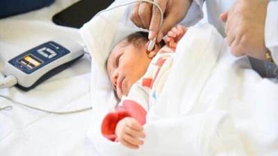 «الصحة»: فحص أكثر من 2.5 مليون طفل ضمن مبادرة الكشف المبكر وعلاج السمع