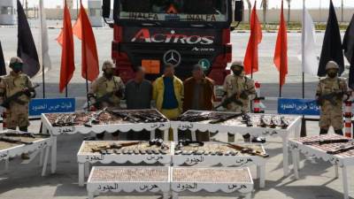 «حرس الحدود» تضبط كميات كبيرة من الأسلحة والذخائر في قناة السويس