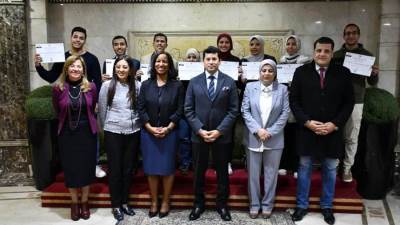 وزير الرياضة يُكرم المتميزين ببرنامج "تنمية مهارات شباب مصر" IBM Skills Build