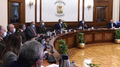 رئيس الوزراء يتابع الموقف التنفيذي لمشروعات العاصمة الإدارية الجديدة