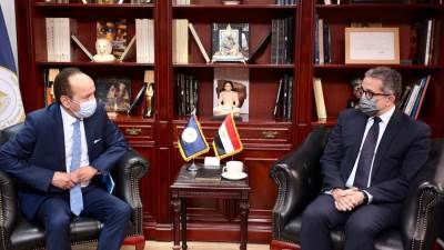 وزير السياحة يلتقي بمدير المكتب الإقليمي لليونسكو للعلوم في الدول العربية 