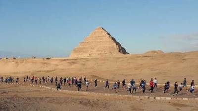 «السياحة والآثار» تنظم النسخة الأولى من سباق سقارة