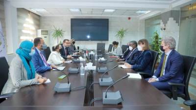 وزيرة البيئة تبحث مع مساعد سكرتير الأمم المتحدة ترتيبات مؤتمر المناخ