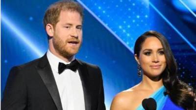 الأمير هاري وزوجته يحصلان على جائزة NAACP للإنجازات الخاصة