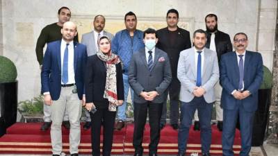 وزير الشباب يعتمد ميثاق المراجعة الداخلية والحوكمة