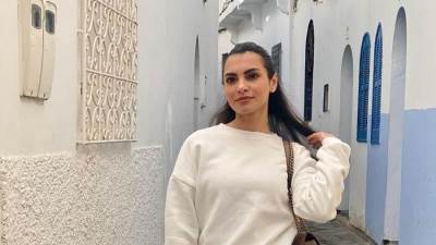 كارمن سليمان تخطف الأنظار بإطلالة هادئة في المغرب