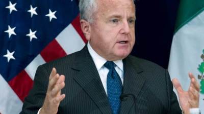 تعرف على حقيقة طرد السفير الأمريكي من روسيا