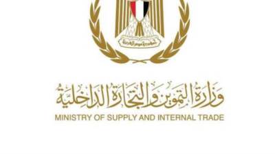 الحكومة تنفي وجود نقص في السلع الغذائية بالأسواق والمنافذ التموينية