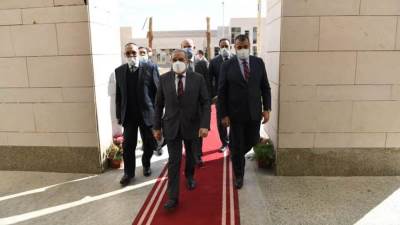 وزير الإنتاج الحربي يعقد أول اجتماع في العاصمة الإدارية الجديدة