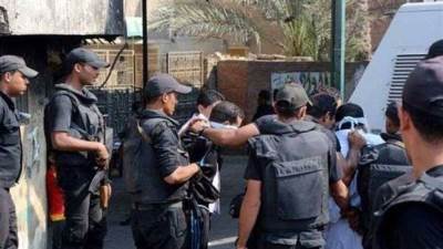 الشرطة تلقي القبض على ٩ مجرمين هاربين في الشرقية