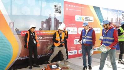 انطلاق فعاليات الدورة الأولى من مسابقة أكاديمية البحث العلمي الدولية للروبوتات