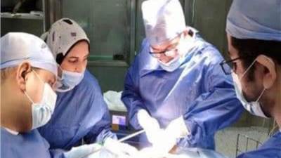 استئصال ورم نادر بالصدر لطفلة 3 سنوات.. وتحويل «سبابة» طفل إلى «إبهام»